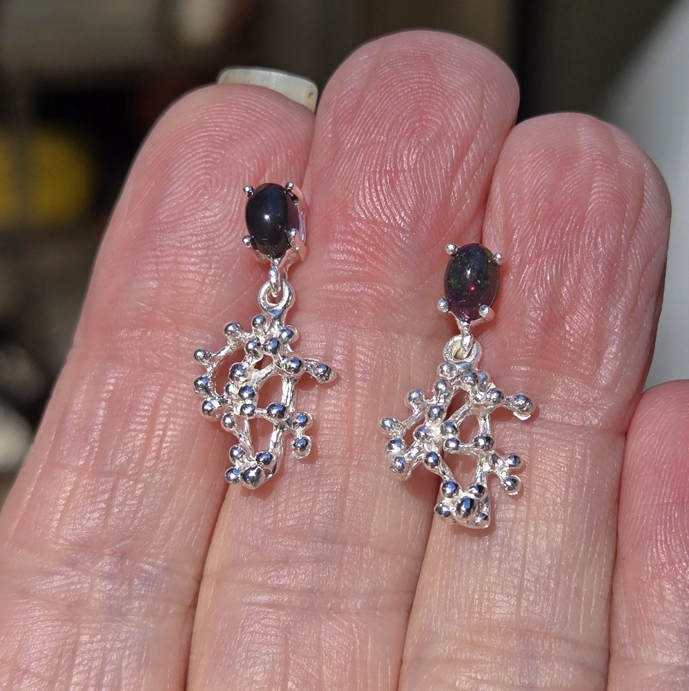 Black Opal 1k Natural Gemstone Stetling & White Gold Earrings - Picture 5 of 8